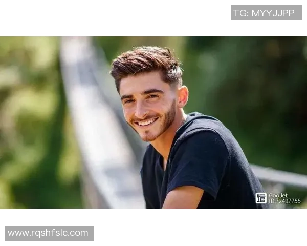 突破禁忌勇气彰显 出柜足球球星的自我认同与社会影响